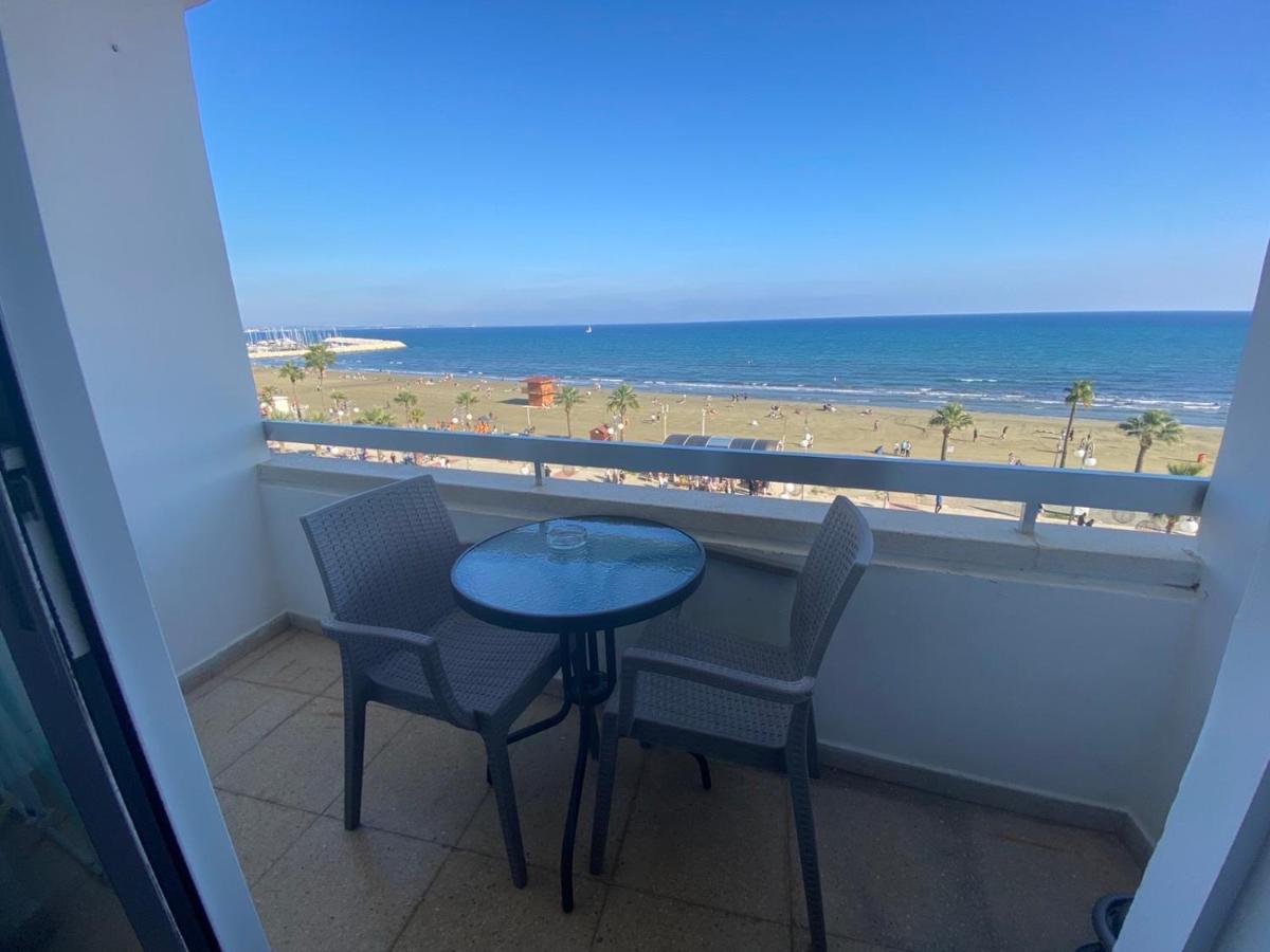 Alex Beach Apartment 33 Larnaca Buitenkant foto