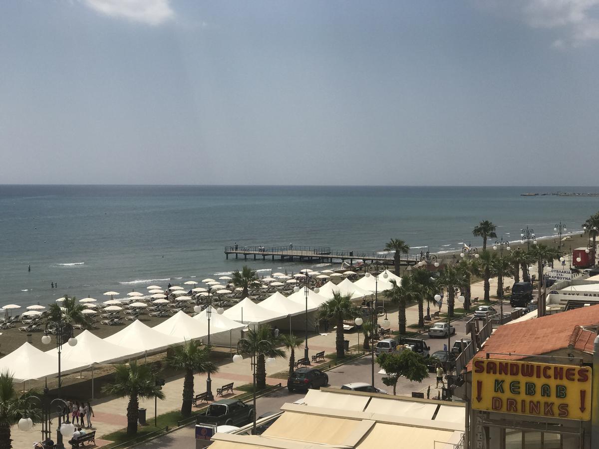 Alex Beach Apartment 33 Larnaca Buitenkant foto