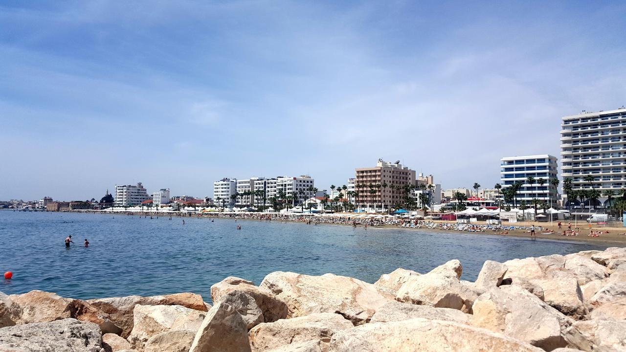 Alex Beach Apartment 33 Larnaca Buitenkant foto